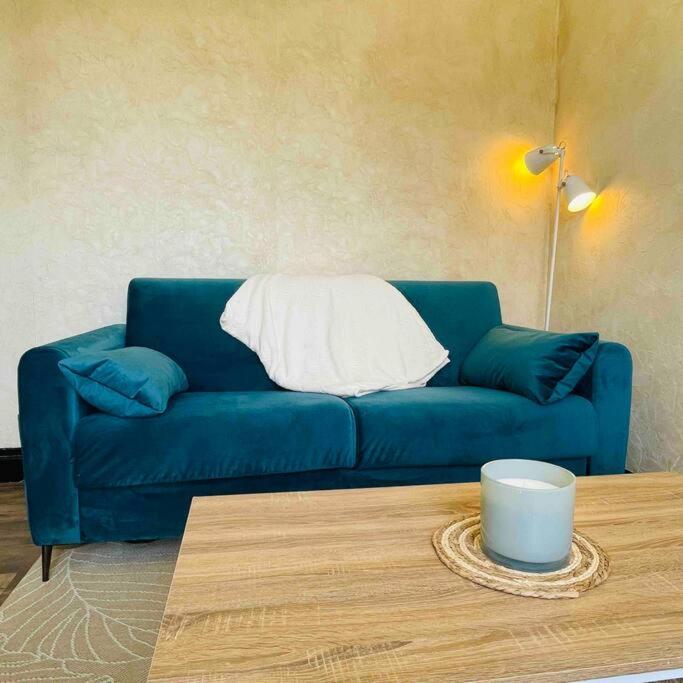 Apartment T2 Equipe Face A La Gare *